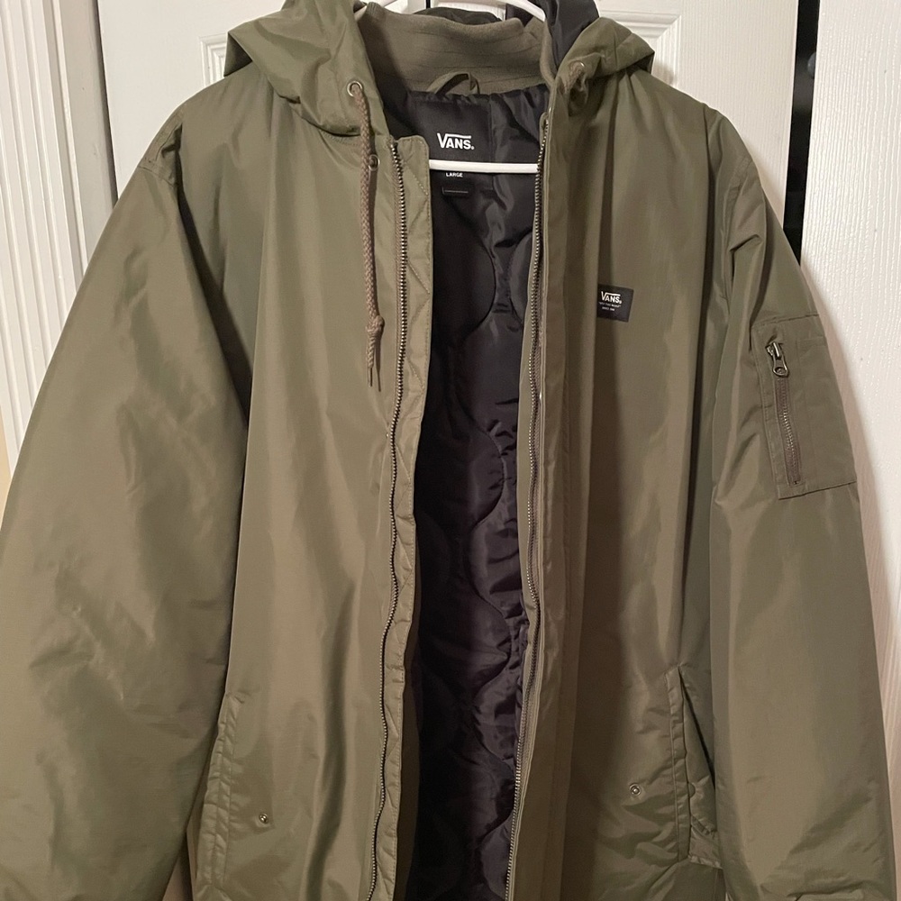 Vans MTE snow jacket. Size L